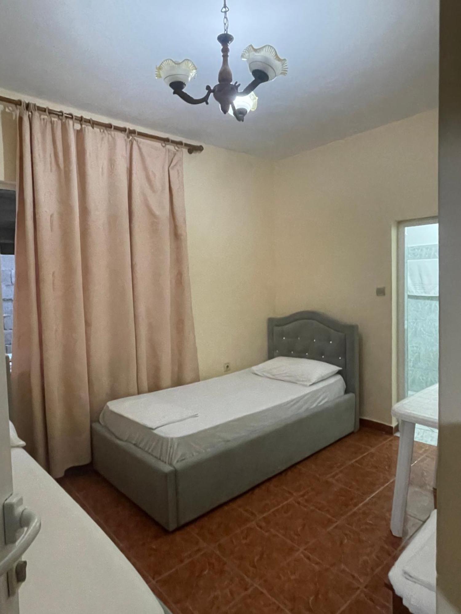 Hotel Gjika Sarande Ngoại thất bức ảnh