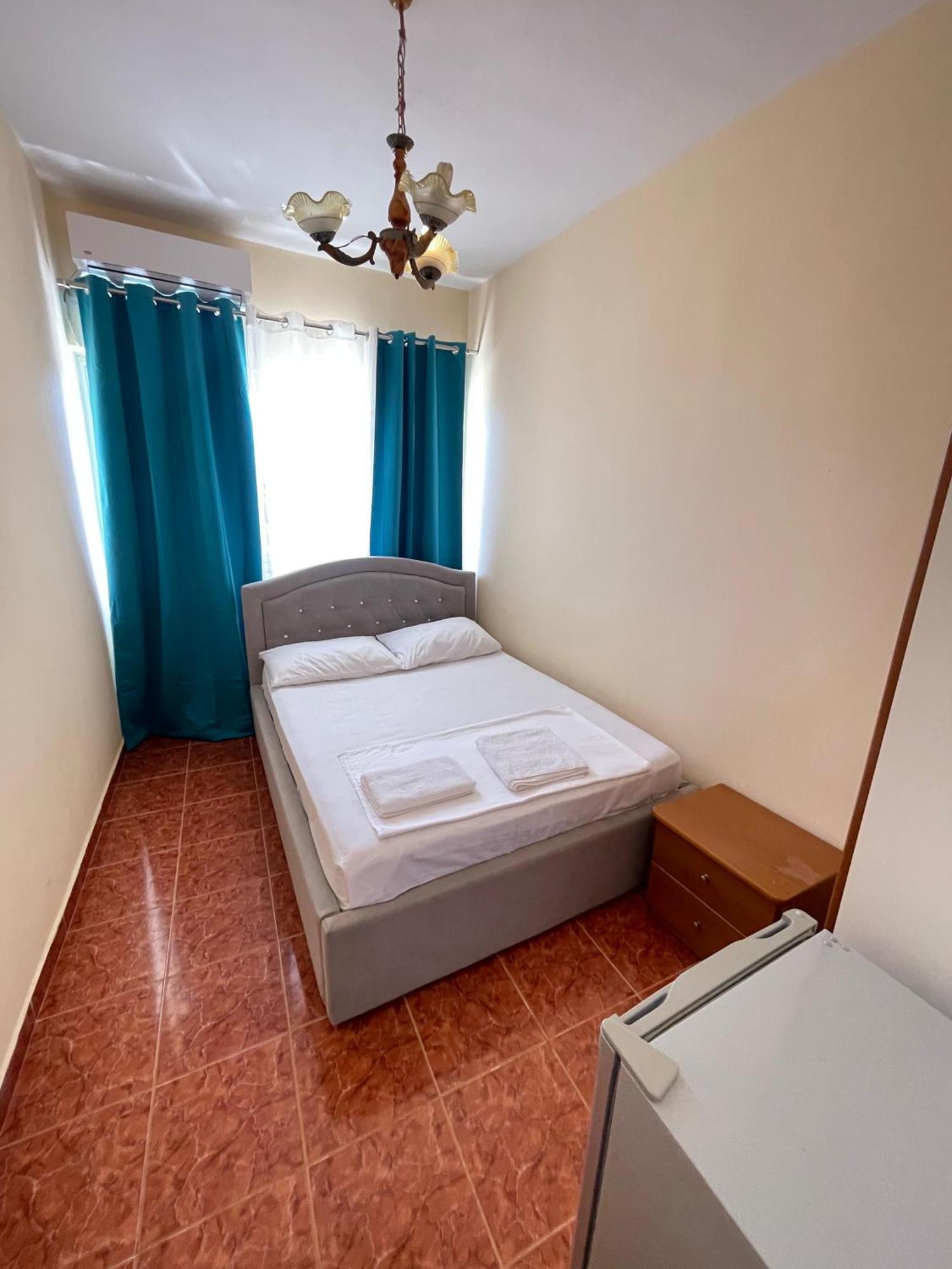Hotel Gjika Sarande Ngoại thất bức ảnh