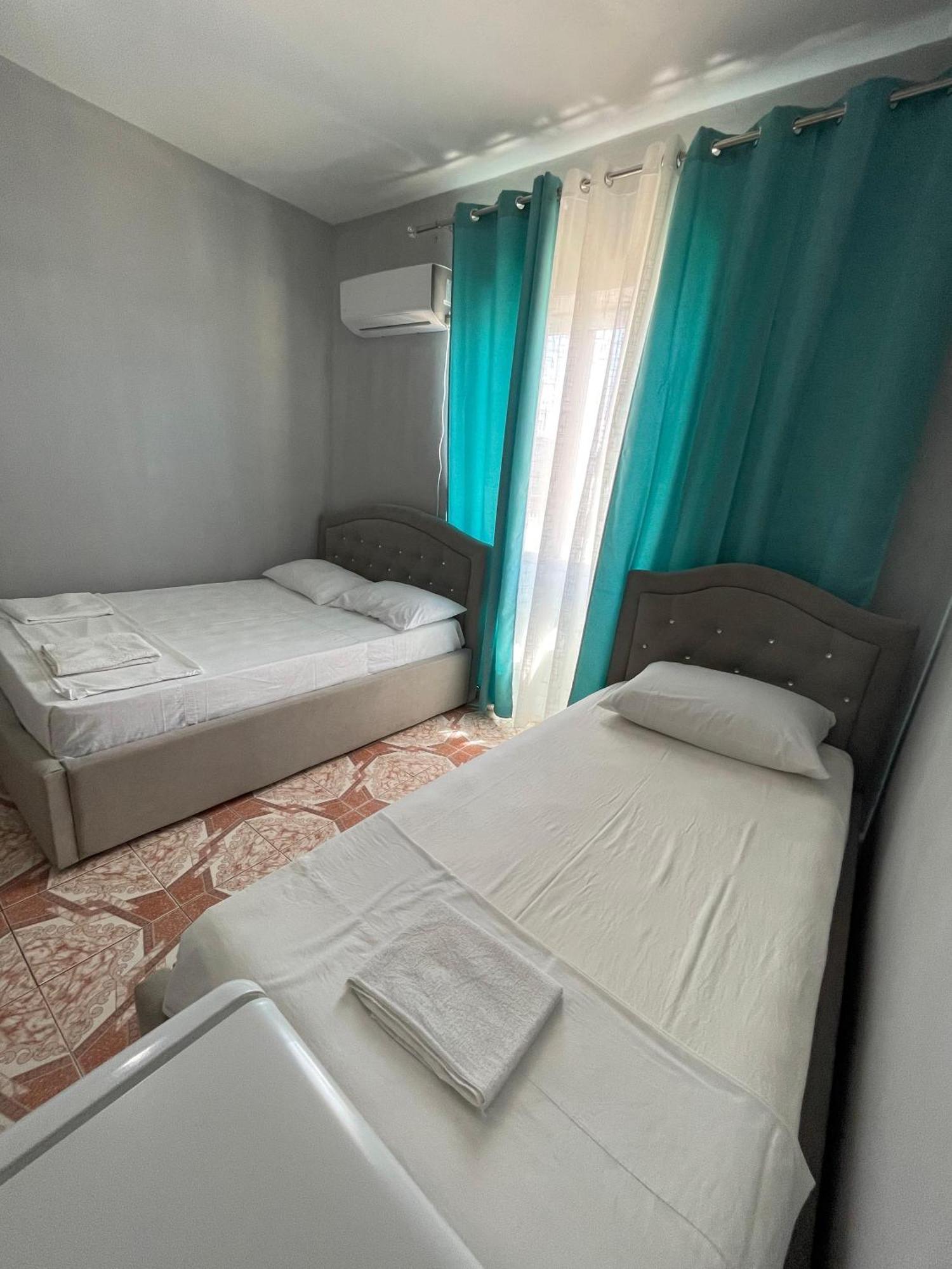 Hotel Gjika Sarande Ngoại thất bức ảnh
