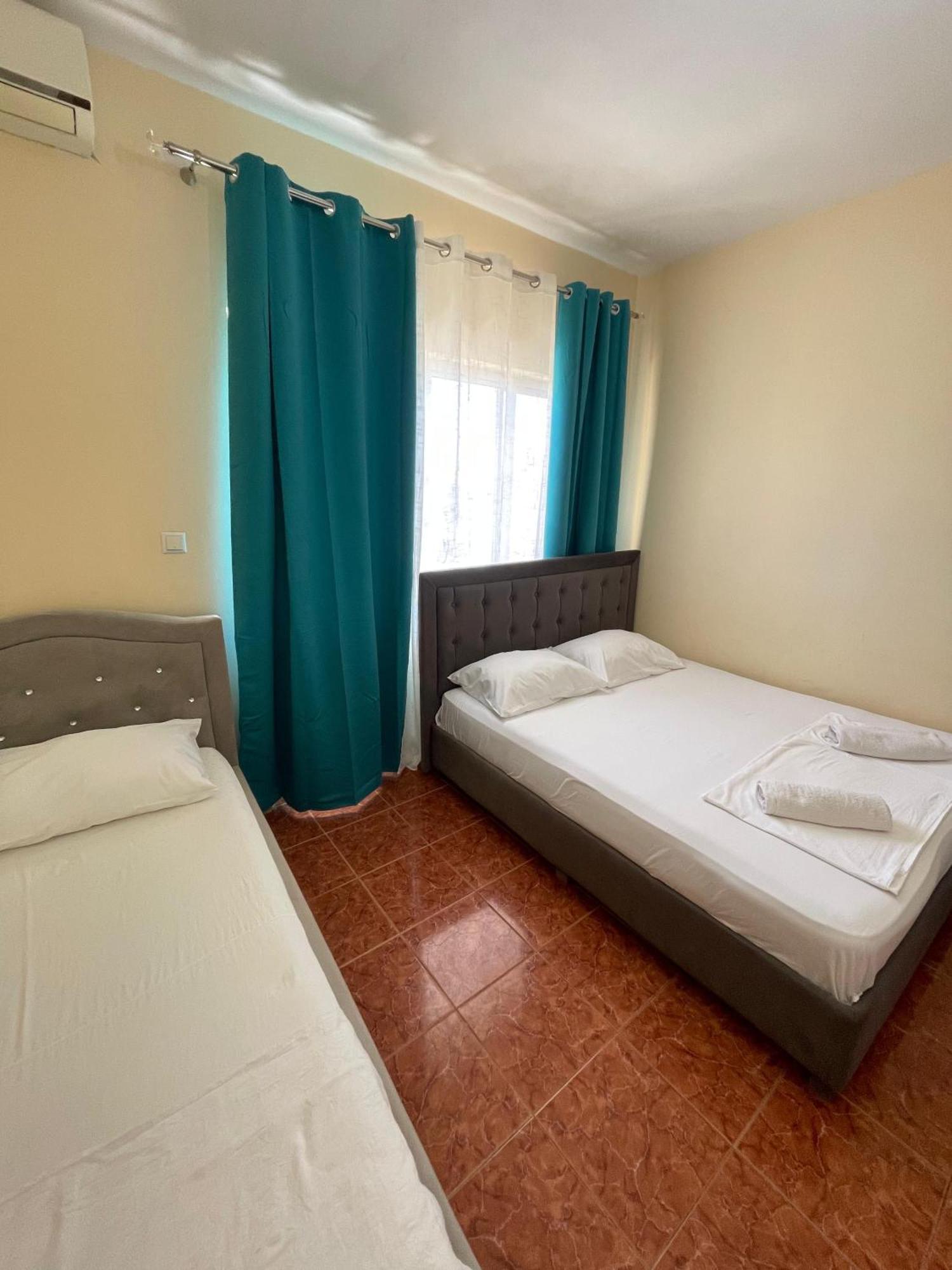Hotel Gjika Sarande Ngoại thất bức ảnh