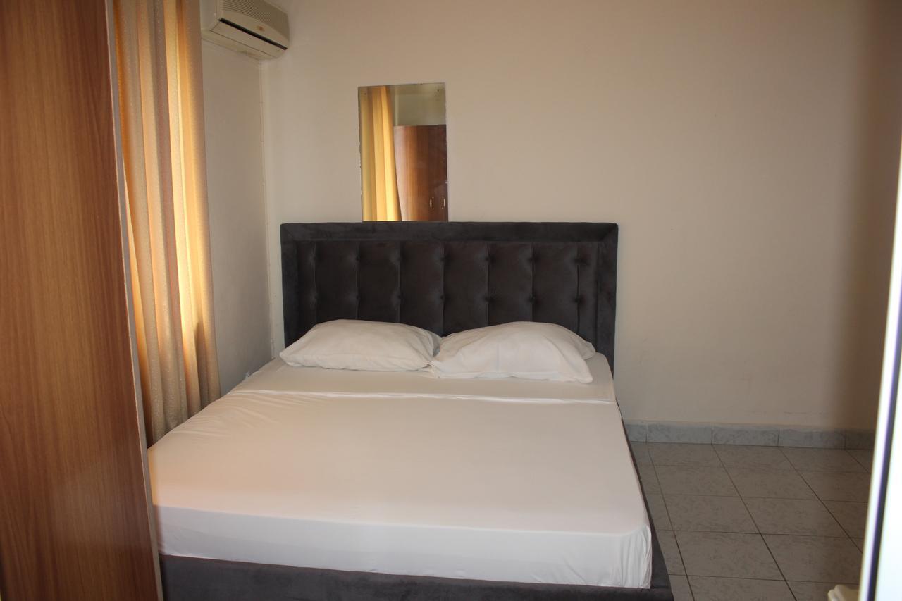 Hotel Gjika Sarande Ngoại thất bức ảnh